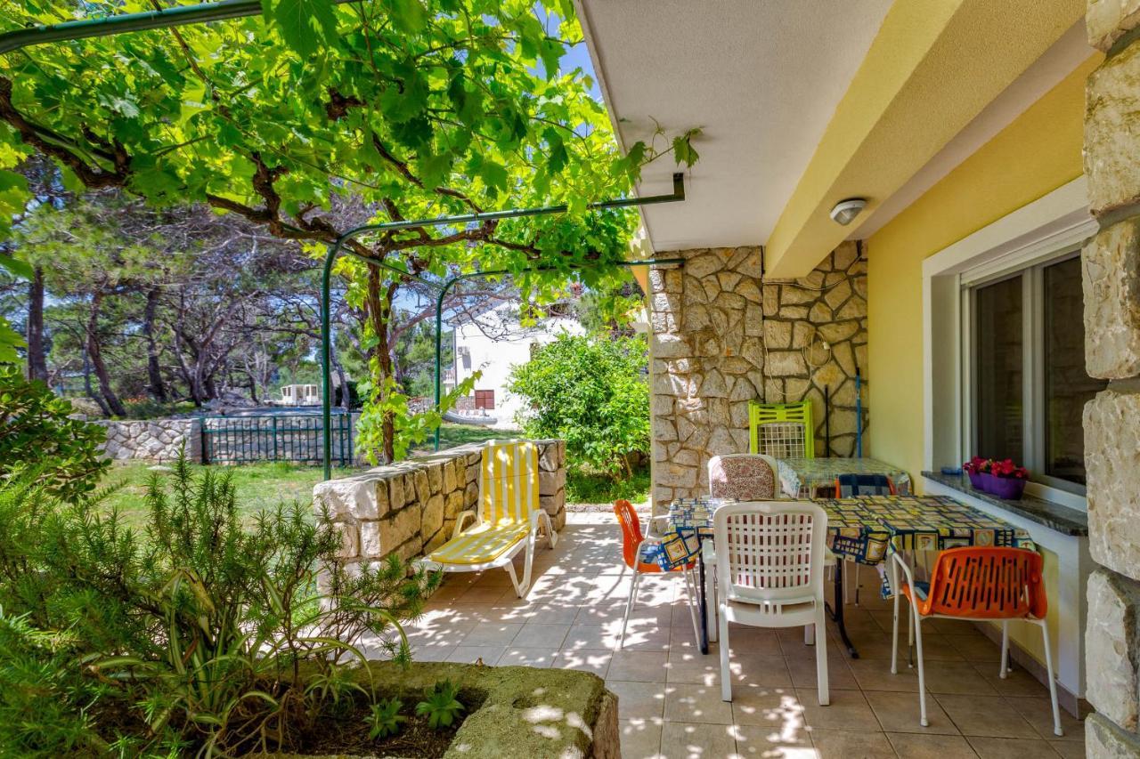 Apartments Margarita Mali Losinj Exterior photo