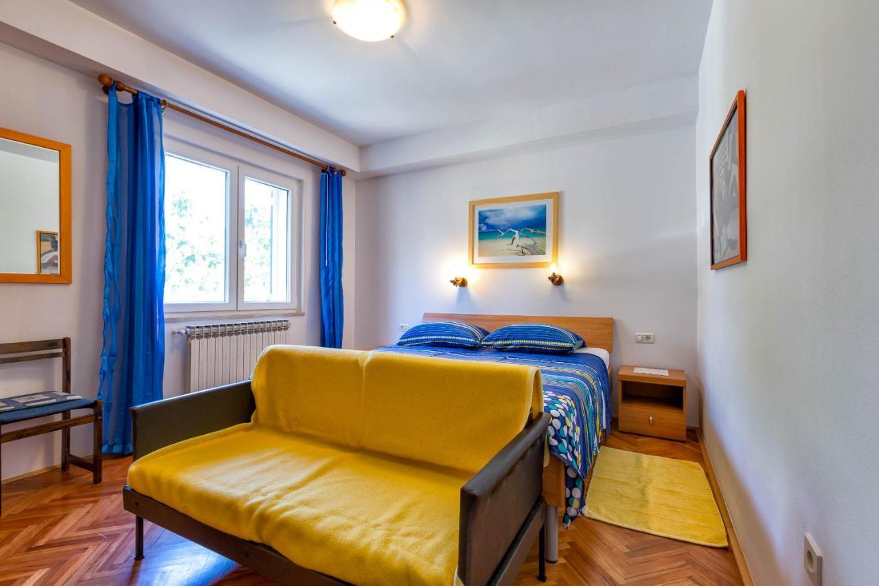 Apartments Margarita Mali Losinj Exterior photo