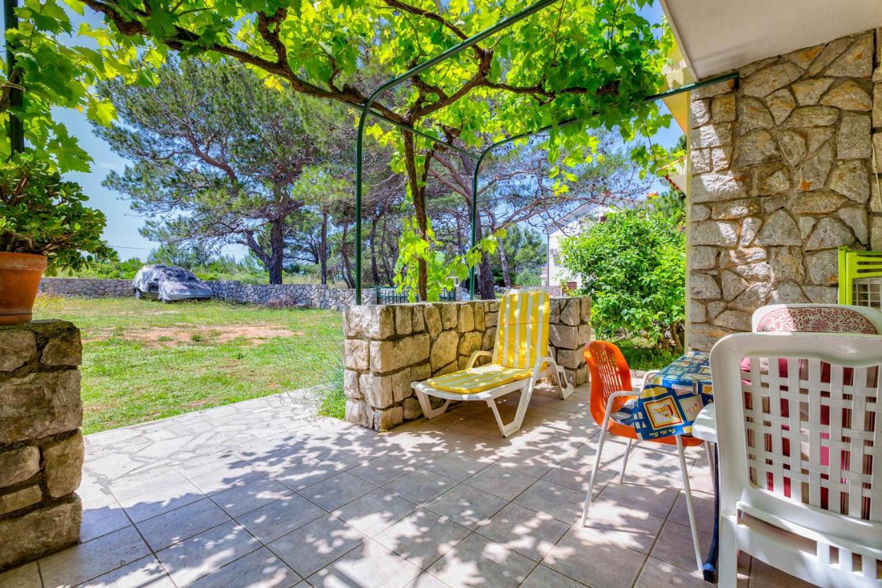 Apartments Margarita Mali Losinj Exterior photo