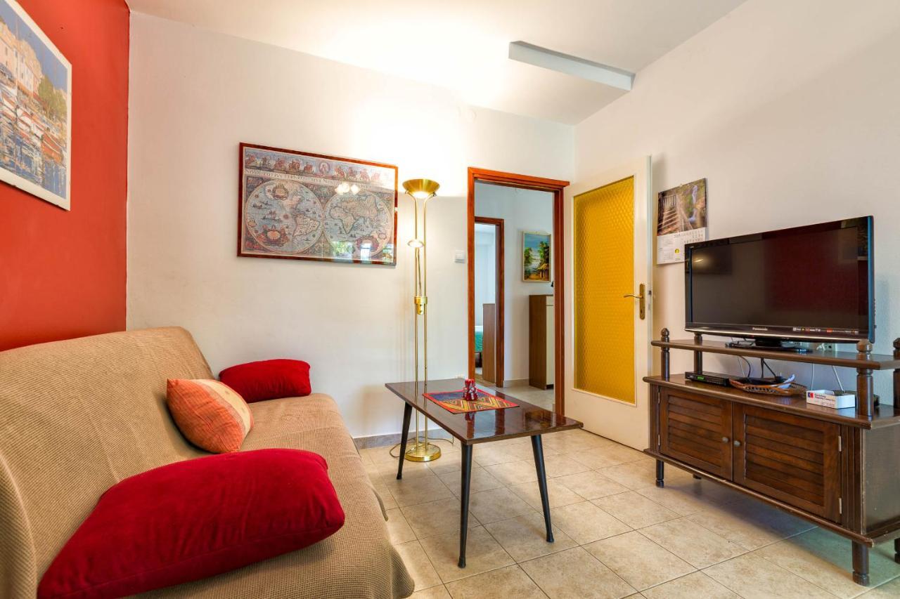 Apartments Margarita Mali Losinj Exterior photo