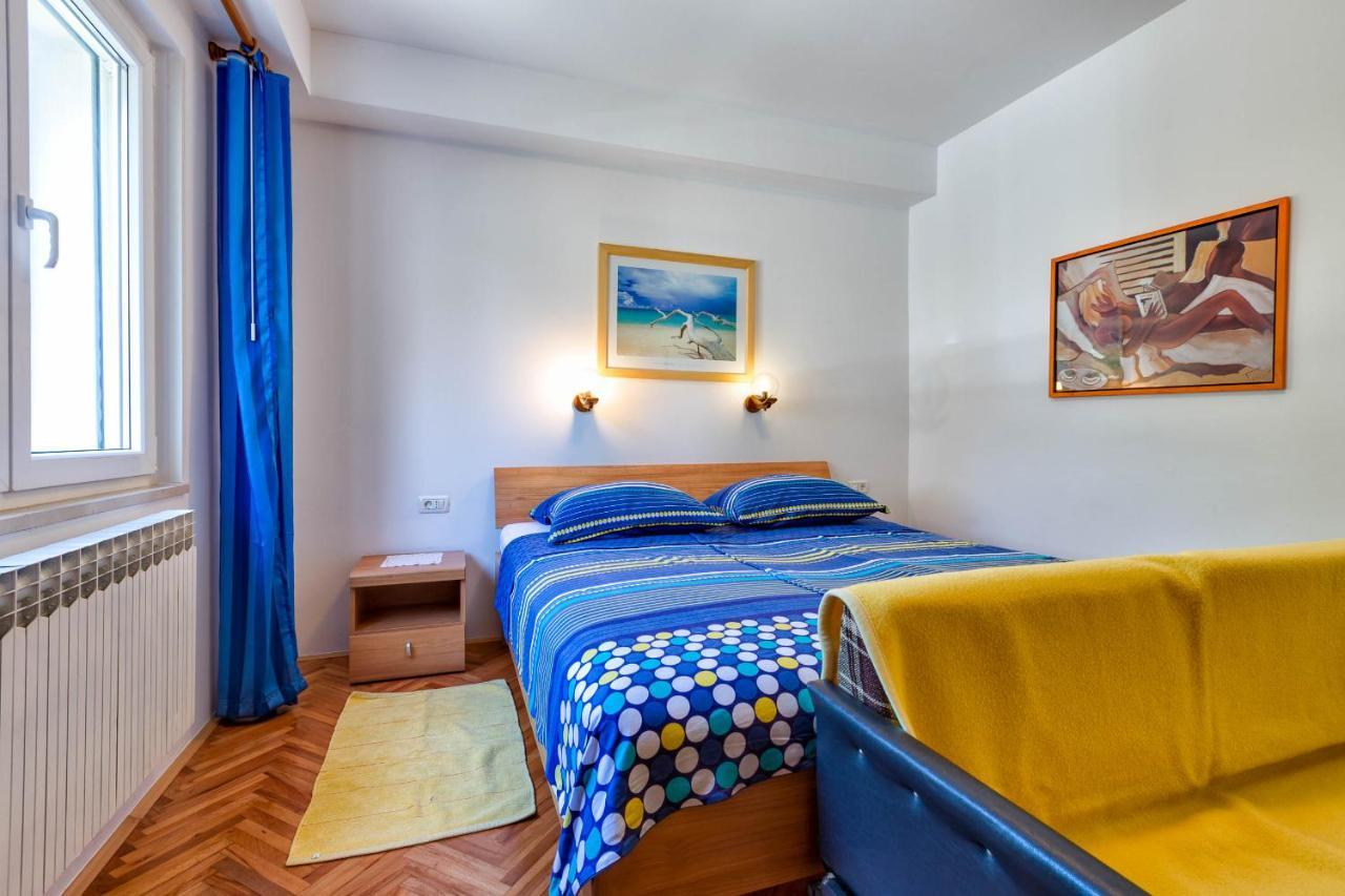 Apartments Margarita Mali Losinj Exterior photo